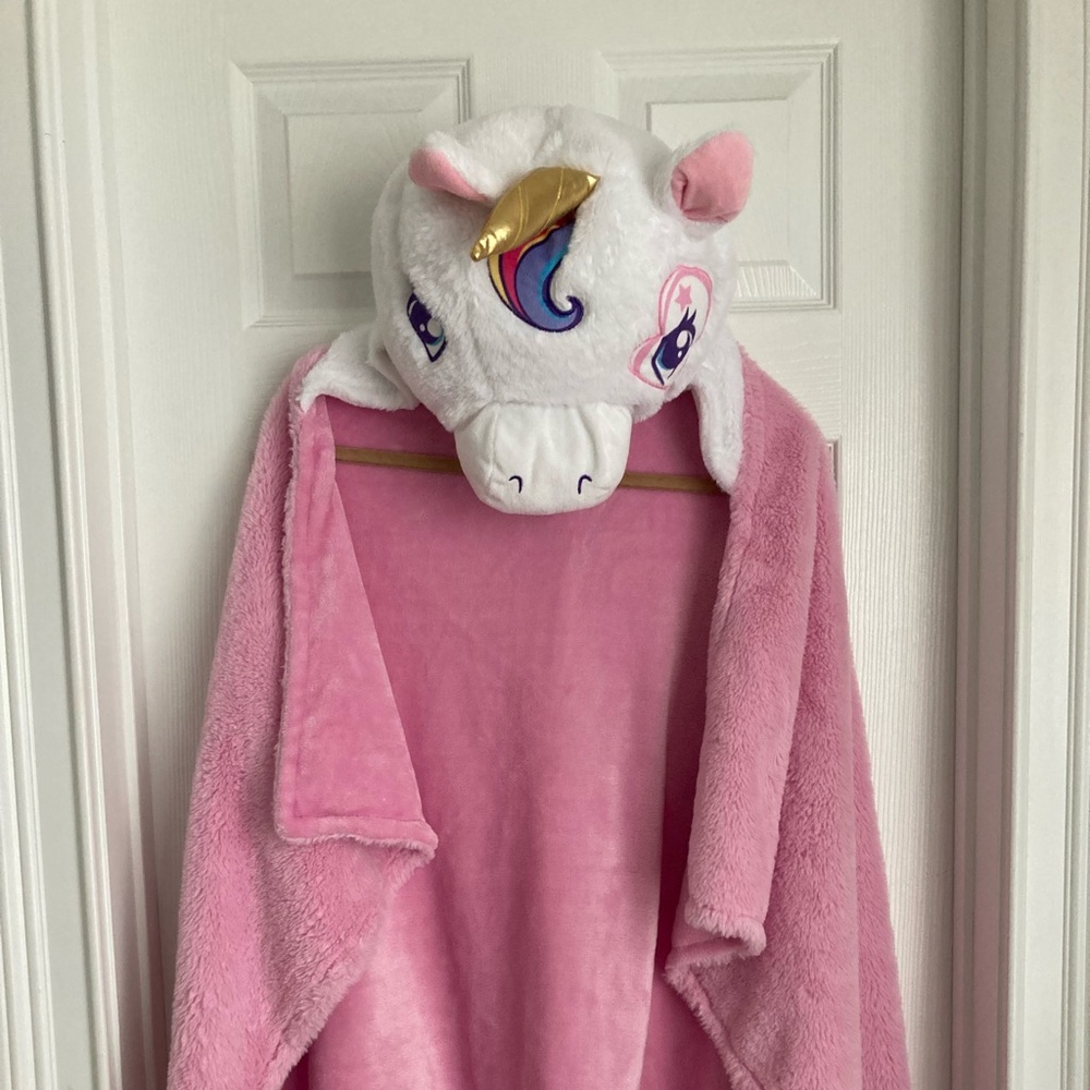 Jojo Siwa Unicorn hooded blanket